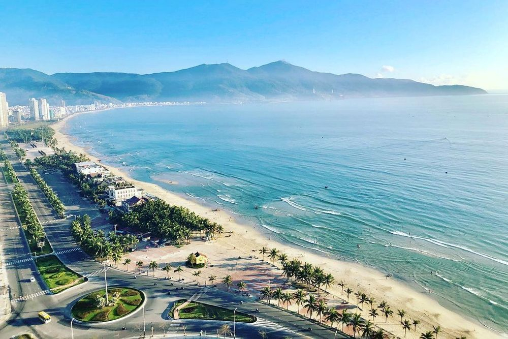 Da Nang Travel Guide - From Mountains, Beaches, To The Han River
